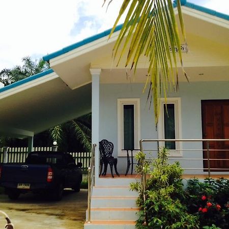 Oyo 75515 Sairung Farmstay Krabi town Buitenkant foto